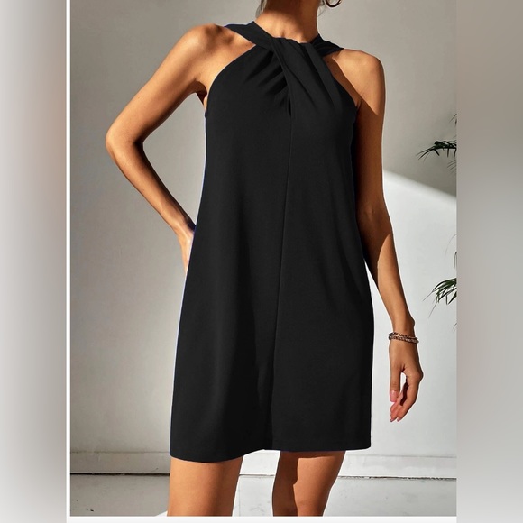 Little Black Dress - Picture 4 of 9